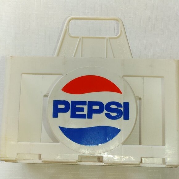 PEPSI Crate Bottle Storage Plastic 6x26oz. - Picture 3 of 5